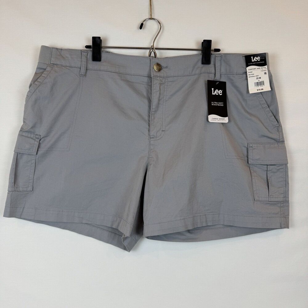NWT Lee Shorts Women's Size 22 Gray Mid Rise Regular Fit Elastic Waist Cargo